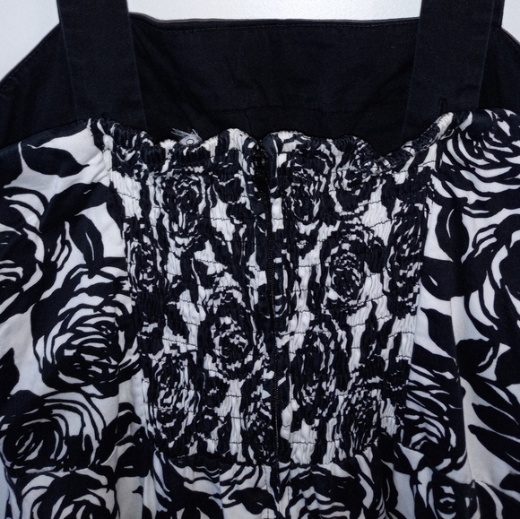 Dress by Madison Leigh. Size L. - Picture 4 of 8